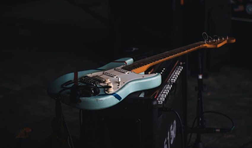 simon-weisser-phS37wg8cQg-unsplash